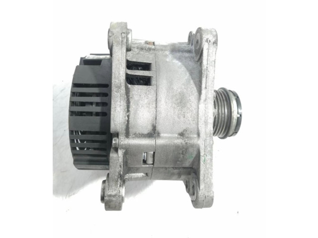 Генератор    Volkswagen PASSAT      