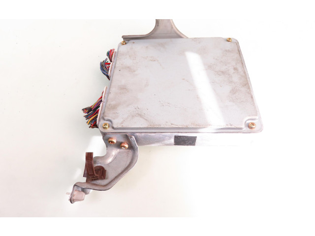 Řídící jednotka 1758005122, 8966144300 Toyota Avensis T220 2003