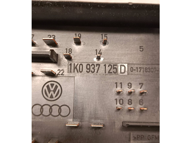 Блок предохранителей  1K0937125D, 01718307   Volkswagen Touran II    