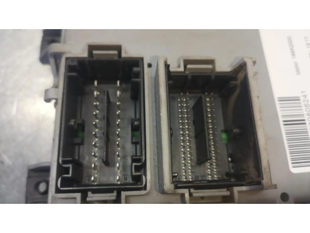   Pojistková skříňka    Fiat Punto (199) 2012