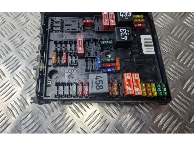 Блок предохранителей 1K0937124K Audi A3 S3 8P