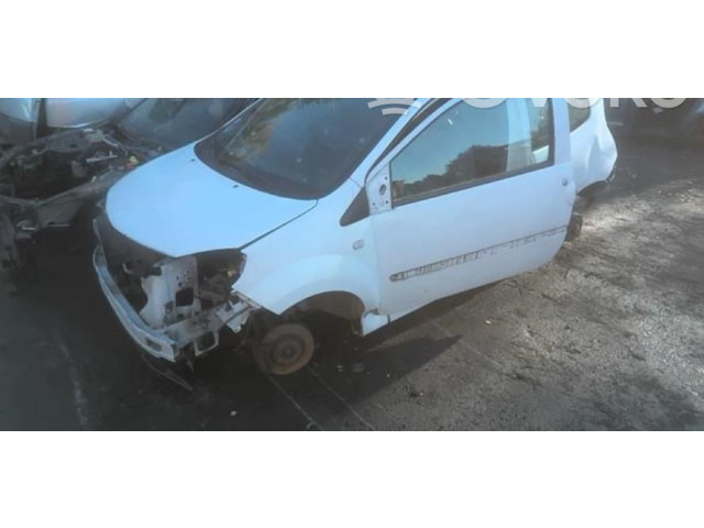 Зеркало электрическое        Renault Twingo II  2007 - 2014 года   