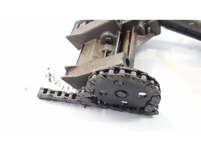 Масляный насос K7M 812 150106543R Dacia Lodgy 1.6