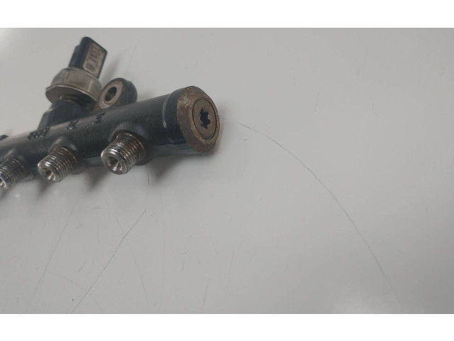 Топливная рампа 9681649580   Peugeot Expert  