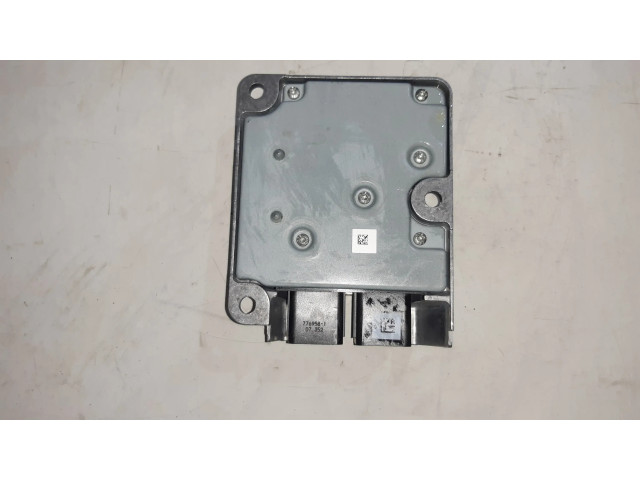 Блок подушек безопасности 04896118AE   Jeep Grand Cherokee (WK)