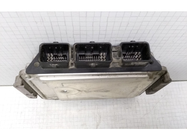 Řídící jednotka 0281011549, 8200310863 Renault Scenic II - Grand scenic II 2005