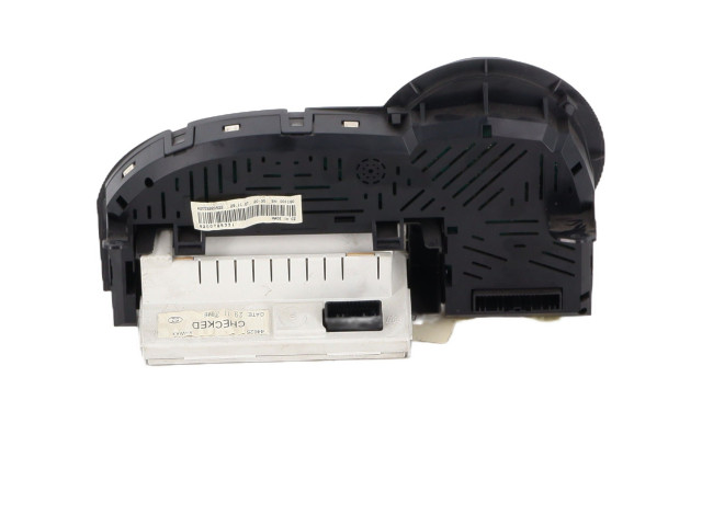 Панель приборов 8200725330   Renault Twingo II       