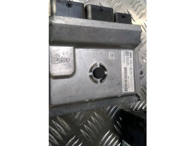 Блок управления двигателя 1612811380   Citroen C3