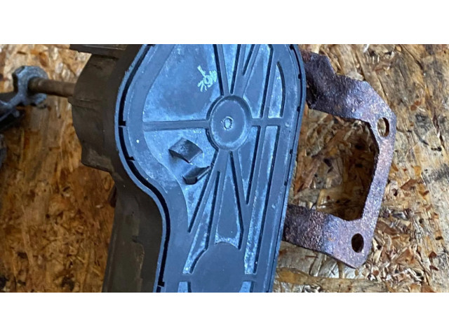 Моторчик стеклоочистителя 0390206921    Volvo 940