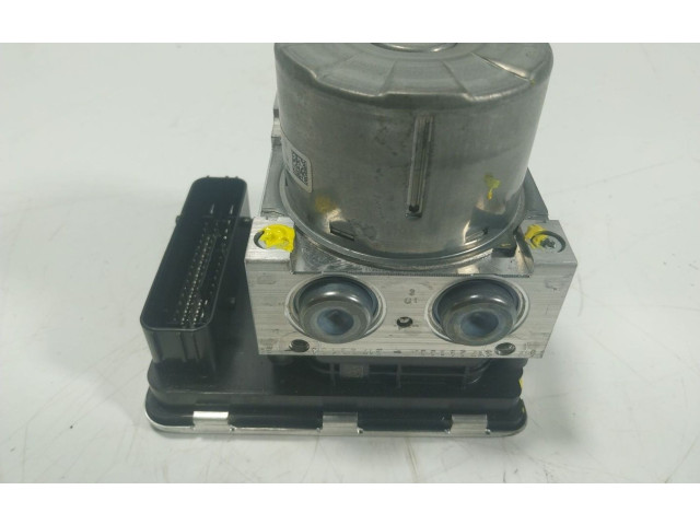 Блок АБС 2418550, JX612B373LC   Ford  Focus  2018 -  года