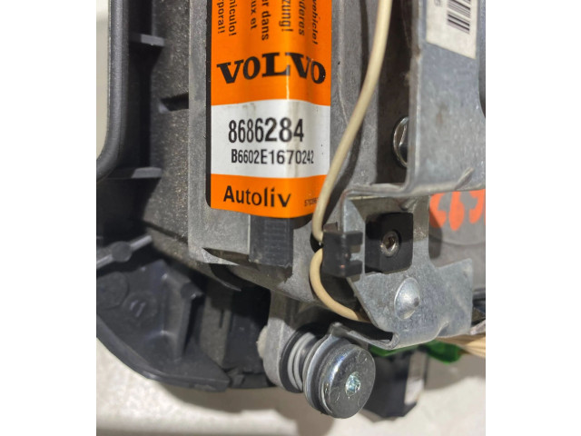 Подушка безопасности водителя 8686284, B6602E1670242 Volvo V70