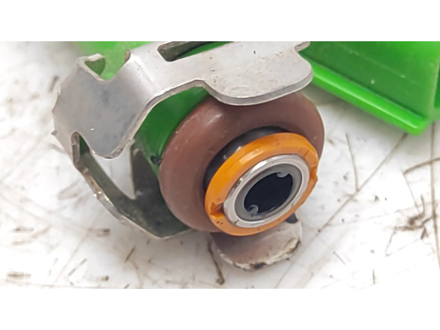 Vstřikovač    Suzuki Swift  pro benzínový / Электричество motor 1.2 K12C 