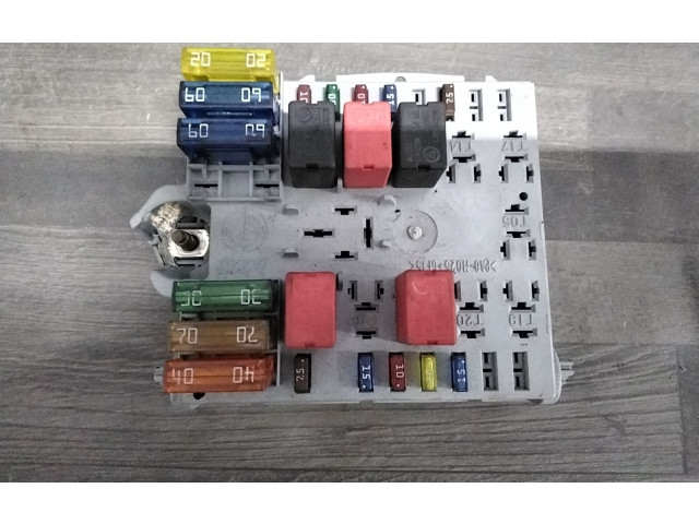 Блок предохранителей 0000046779903   Fiat Punto (188)    