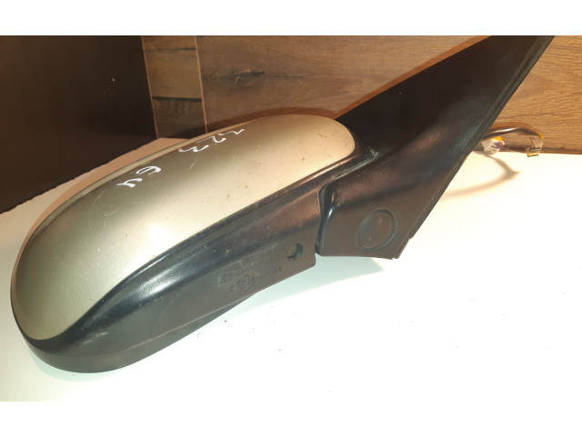 Зеркало электрическое правое Mazda 323 1999-2003 года