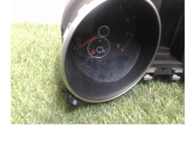 Панель приборов 5K0920870F, 5K0920870F Volkswagen Golf VI