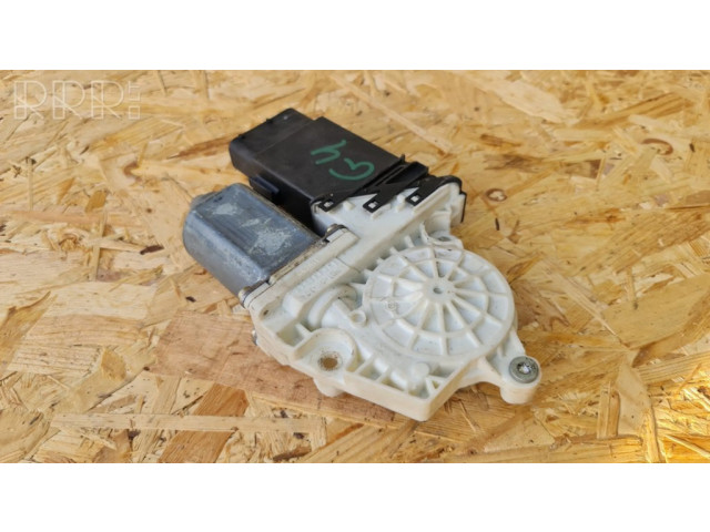 Передний двигатель механизма для подъема окон