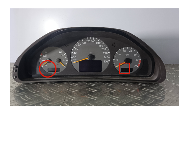 Přístrojová deska Mercedes-Benz CLK A208 C208 2000 A2085404611, 110008915