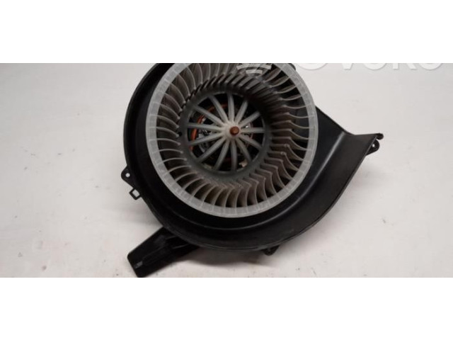 Вентилятор печки 6R1819015 Audi A1