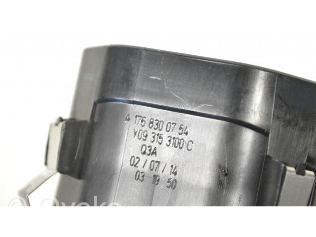 Воздушная решётка окна