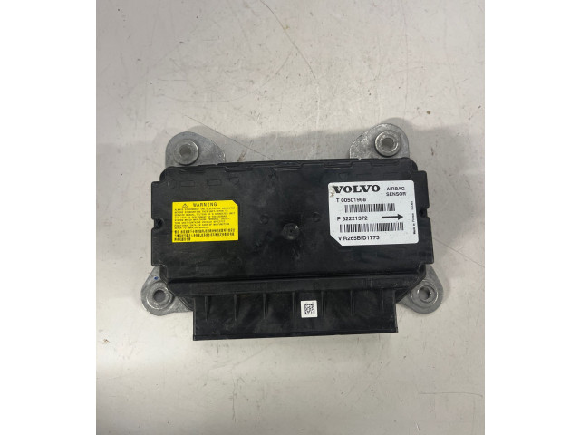 Блок подушек безопасности 32221372, T00501968   Volvo XC90