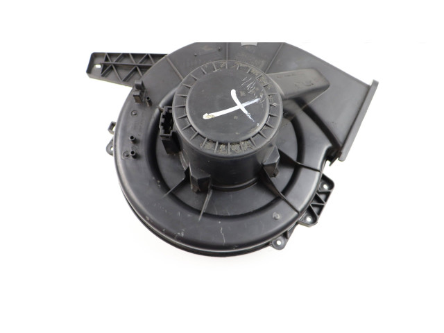 Вентилятор печки    6Q1819015J   Skoda Fabia Mk2 (5J)