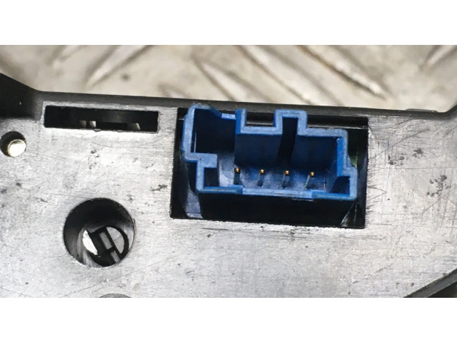 Мультимедийный контроллер