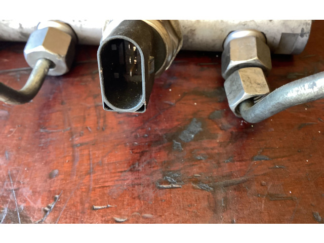 Топливная рампа 059130089AA   Audi A6 S6 C6 4F   для двигателя BPP