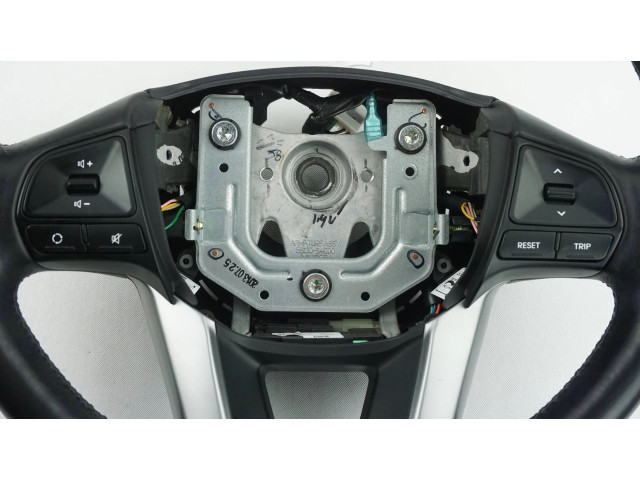 Руль KIA Rio 2012 - 2016 года 561001W711HU