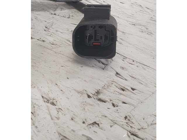 Вентилятор радиатора     30680512, 041219    Volvo V70 