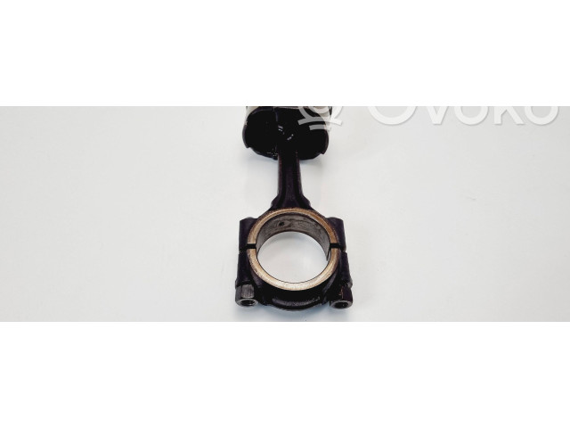 Поршень с шатуном Citroen C3