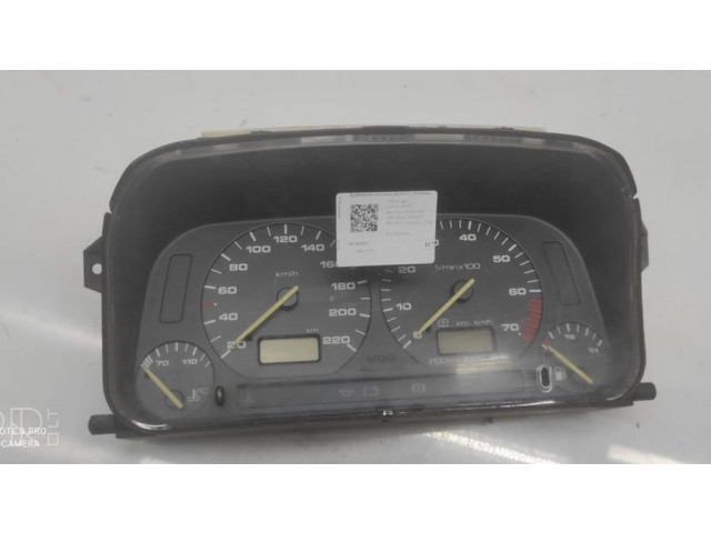 Панель приборов 1H6919033L Volkswagen Golf III