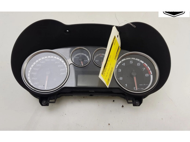 Přístrojová deska Alfa Romeo Mito 2010 50516436