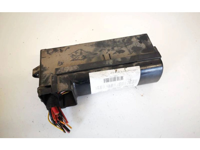 Блок предохранителей  1t1970039, 1t1970025   Volkswagen Touran I    