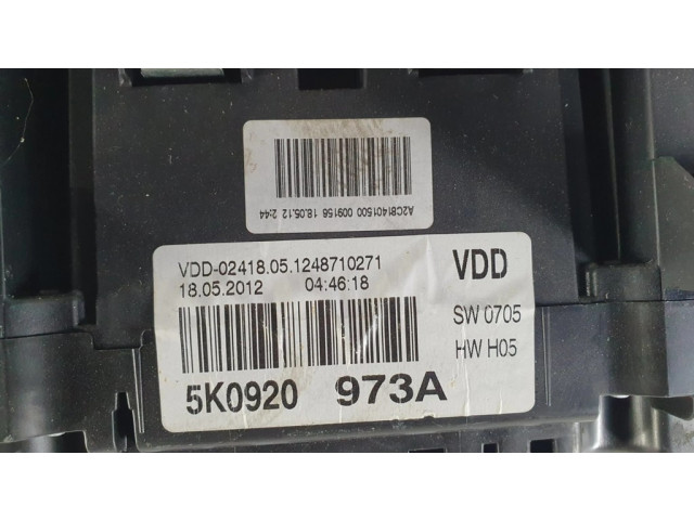 Přístrojová deska  Volkswagen Golf VI 2010 3219792, 600212  