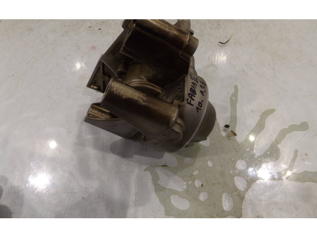 Масляный насос   03D115105G  Skoda Fabia Mk2 (5J) 