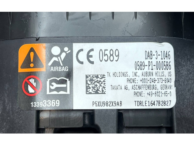 Подушка безопасности водителя 0589P1000586, P5XU982X9AB   Jeep Cherokee