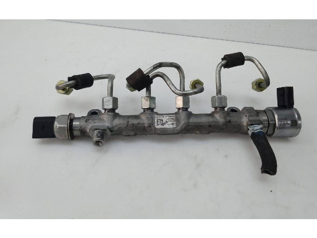 Топливная рампа 04L089G Audi Q3 8U