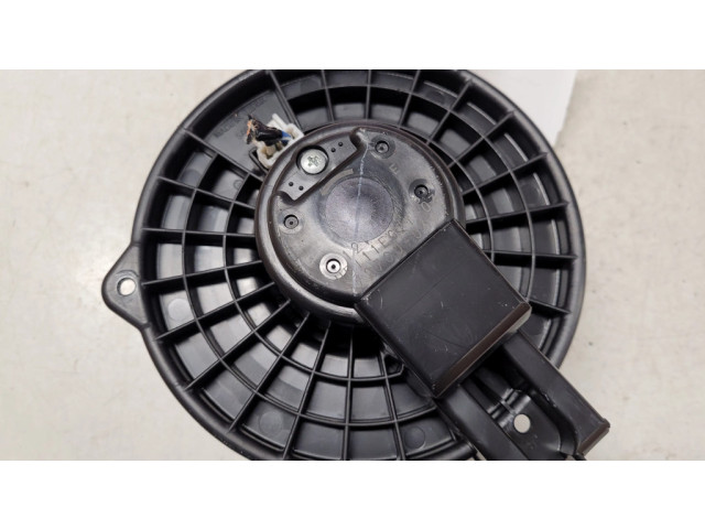 Вентилятор печки 8727000691 Mazda 6