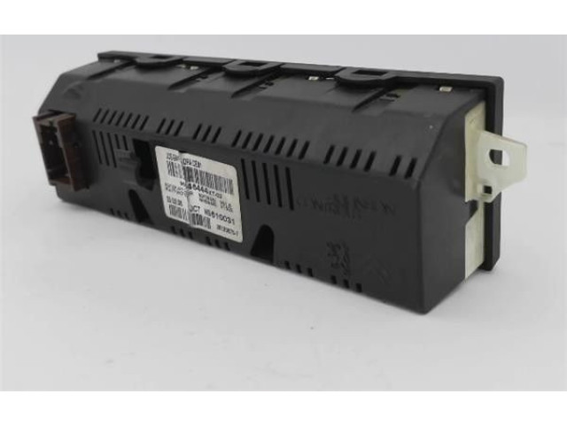 Дисплей 659353 Citroen C2