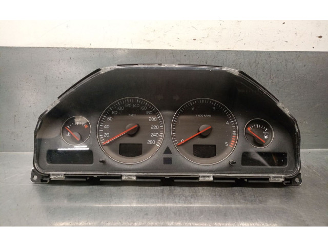 Спидометр (приборный щиток)    30682277, 8251284   Volvo XC70
