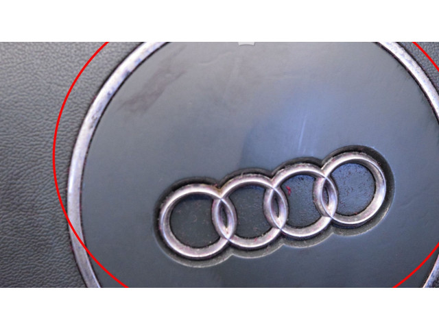 Подушка безопасности водителя 8E0880201K   Audi A6 S6 C5 4B