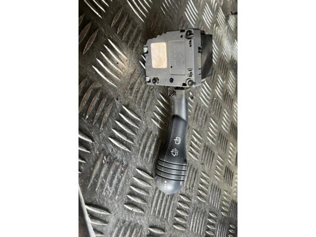 Ручка стеклоочистителей 7700832722   Renault Twingo I