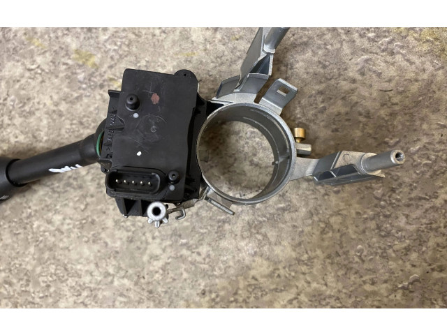 Ручка стеклоочистителей 2205450010, 01411000   Mercedes-Benz S W220