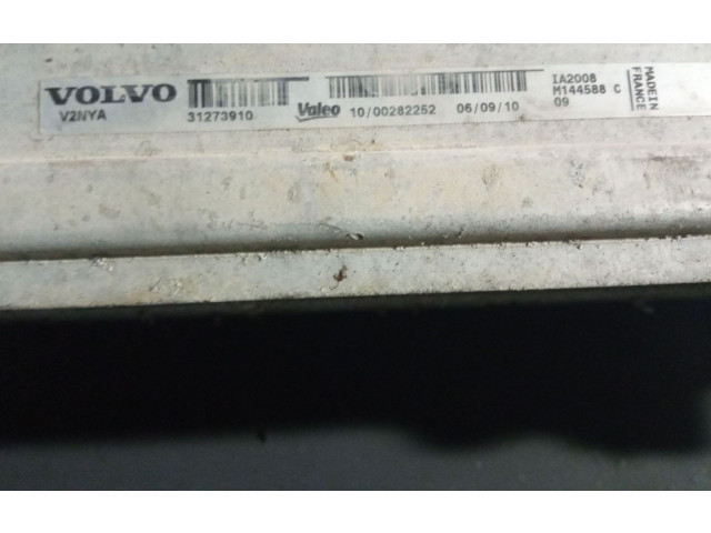 Интеркулер 31273910, M14588CVALEO Volvo S60