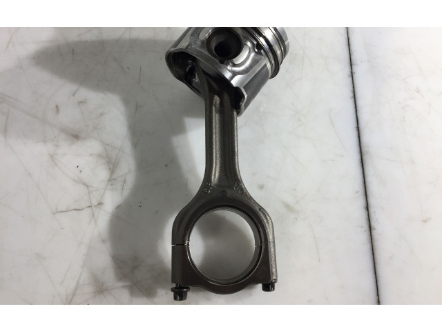 Píst 75L101   Ford Connect  pro naftový motor 1.6  