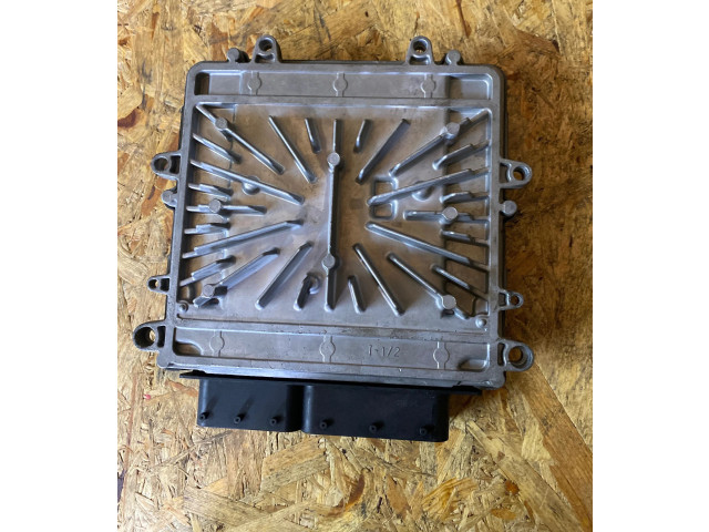 Блок управления двигателя 30729826A, 0281012103   Volvo XC90