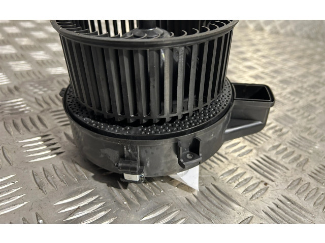 Вентилятор печки    F011500123   Volvo XC90