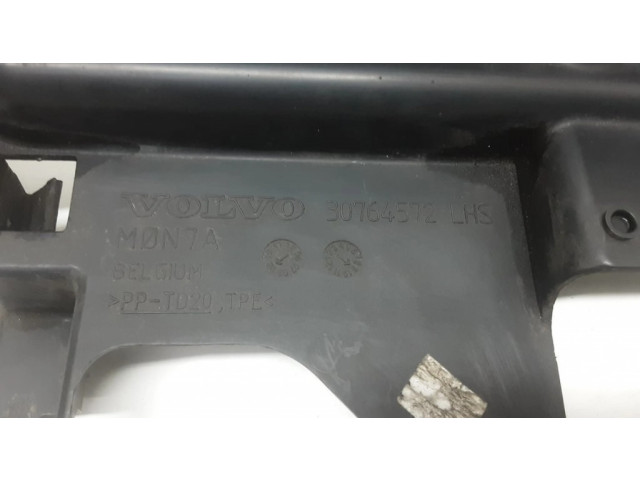 Боковая часть панели радиаторов (телевизора)