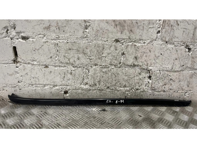 Украшение ветрового стекла