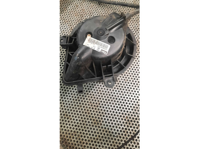 Вентилятор печки N030840S Citroen Berlingo